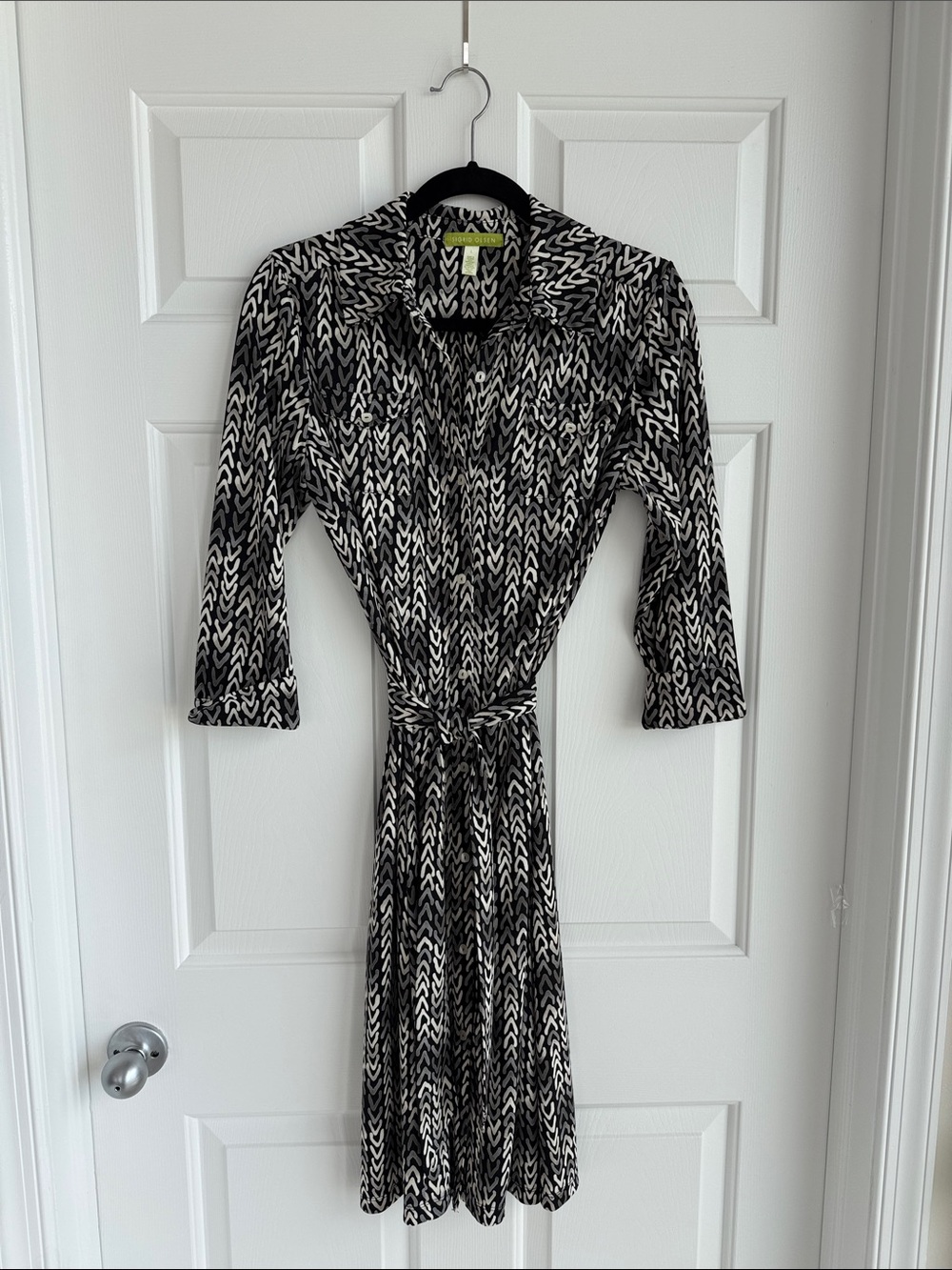 Sigrid Olsen Black, White & Gray Abstract Chevron A-Line Shirtdress
